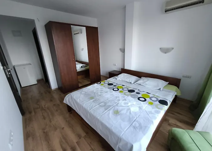 Apartament Sunny Cozy With A Pool