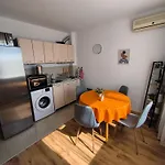 Apartamento Sunny Cozy With A Pool *