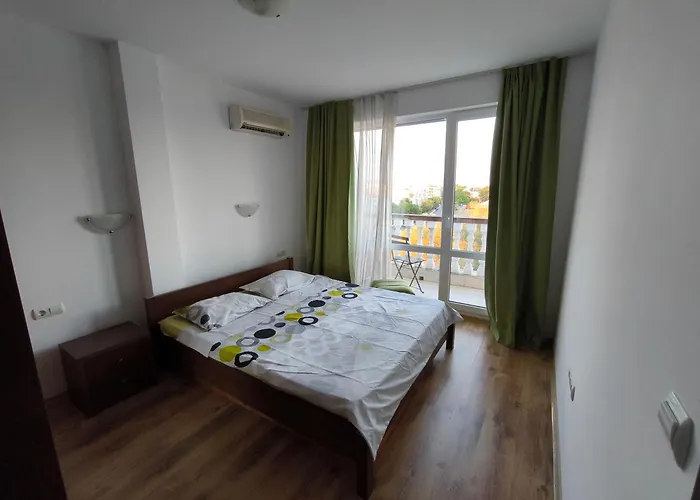 Sunny Cozy With A Pool 써니비치